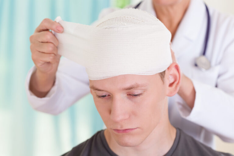 Types of Skull Fracture Injuries & Treatments